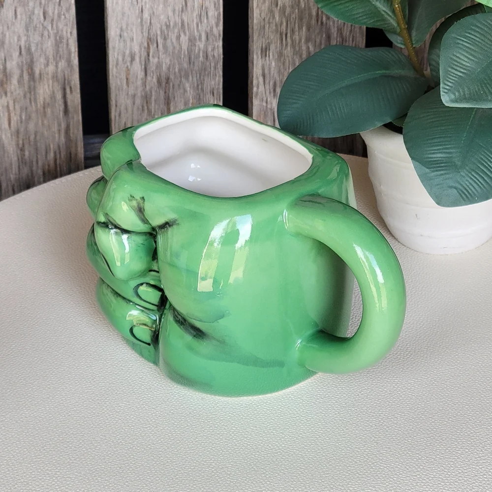 Incredible Hulk Green Oversized Fist Mug- Marvel - Picture 5 of 10
